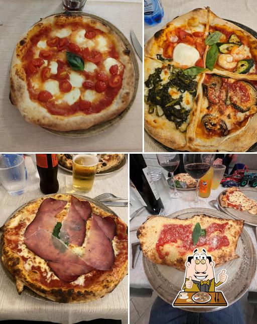 A L'Oro di Napoli Ristorante Pizzeria, puoi ordinare una bella pizza