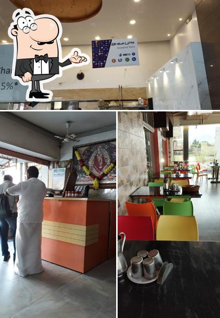 Check out how Sri Ananda Bhavan looks inside