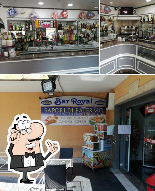 Gli interni di Bar Royal