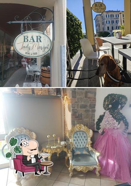 Gli interni di Bar Lady Margot