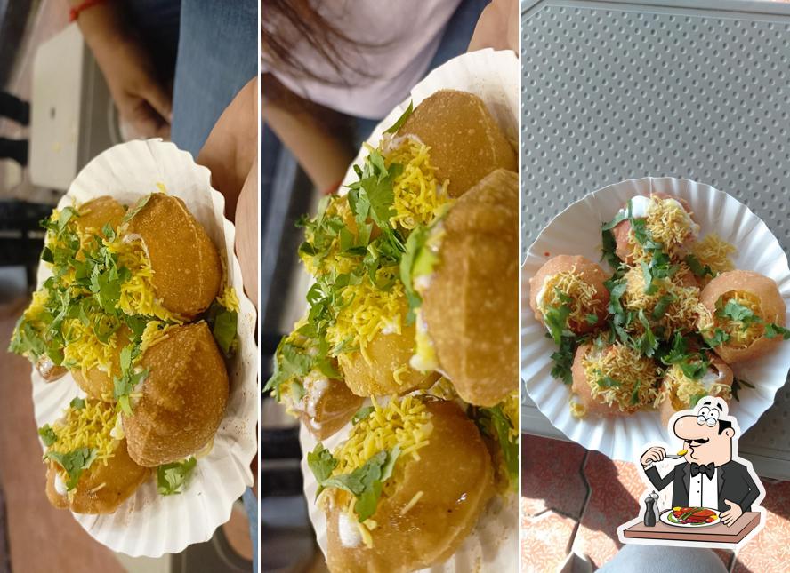 Meals at Swad Snacks Alkapuriwala