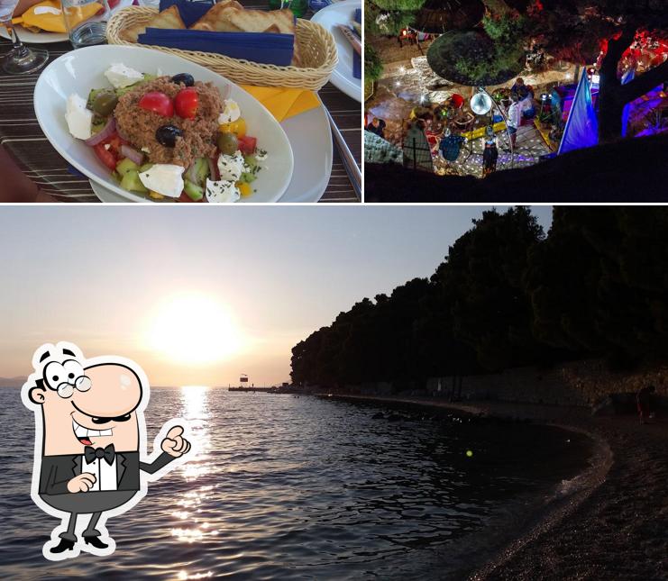 La foto della esterno e cibo di Southern Comfort