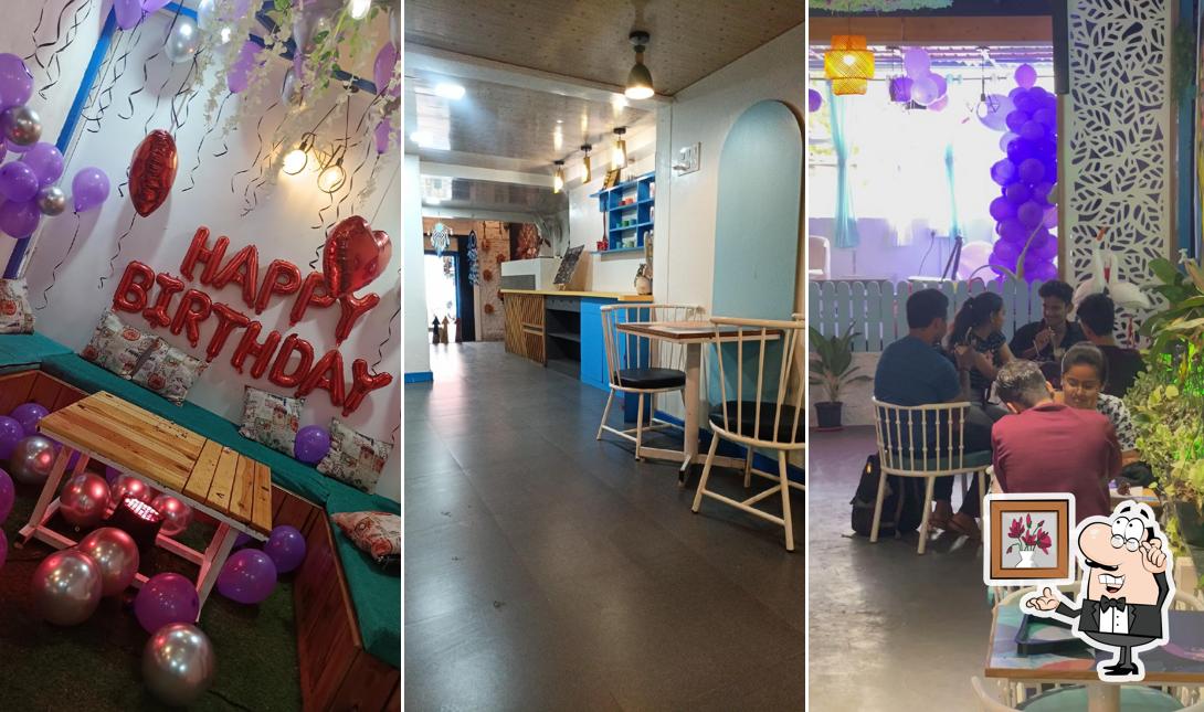 Check out how Cafe love birds ️ looks inside