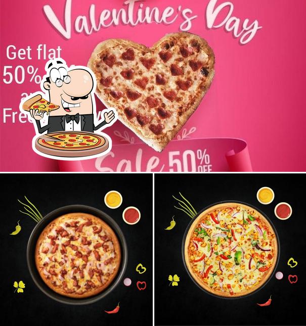 Get pizza at Foodie Club