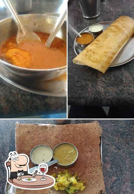 Food at Pallavi Pure Veg Hotel