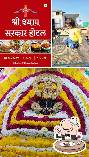 Food at Shree Shyam Sarkar Hotel