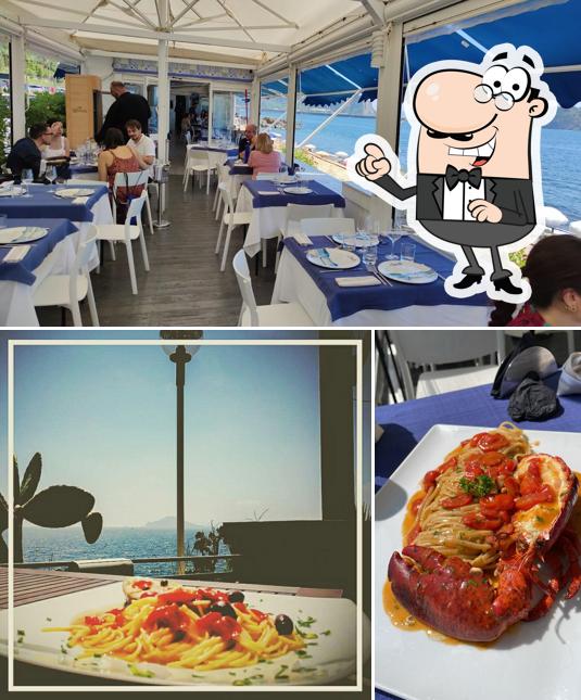 Siediti a un tavolo di Zenith Pozzuoli - Cafe e Restaurant