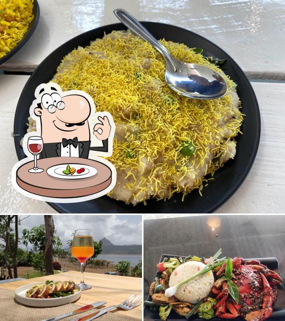 Meals at Dreamcatcher Glamping Resort / Pawana