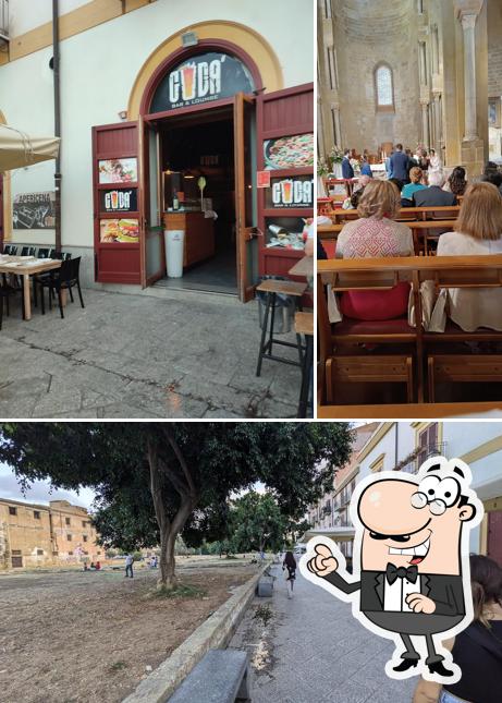 Dai un'occhiata agli interni di Gudà Bar & Lounge
