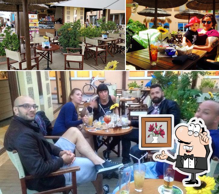 Dai un'occhiata agli interni di Bagno Luciano 23 CAFE' del MAR Gatteo a Mare