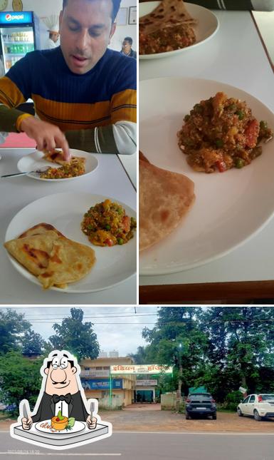 The restaurant's food and exterior