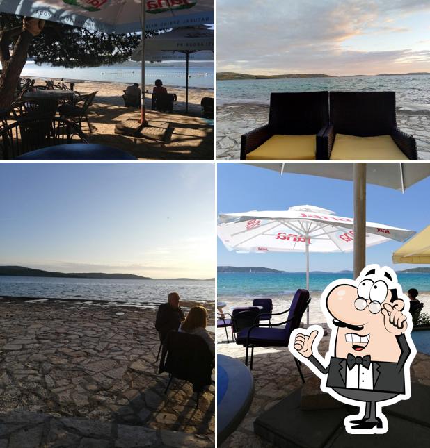 Gli interni di Caffee bar H2O