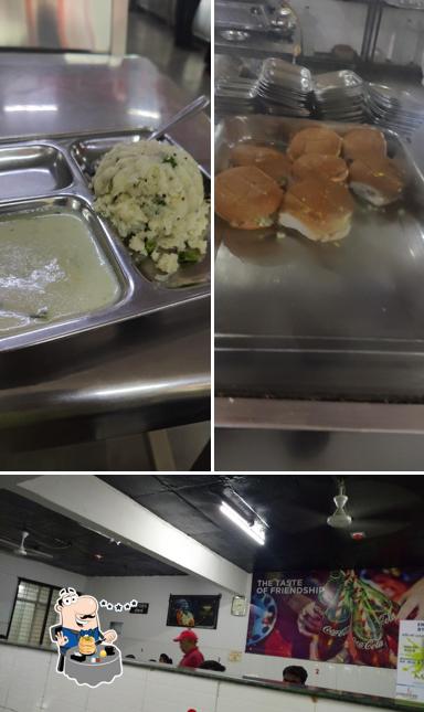 Food at MGM Medical College Canteen