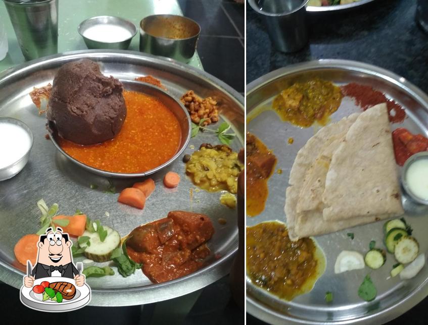NEW SHRI MALATESH KHANAWALI serves meat meals