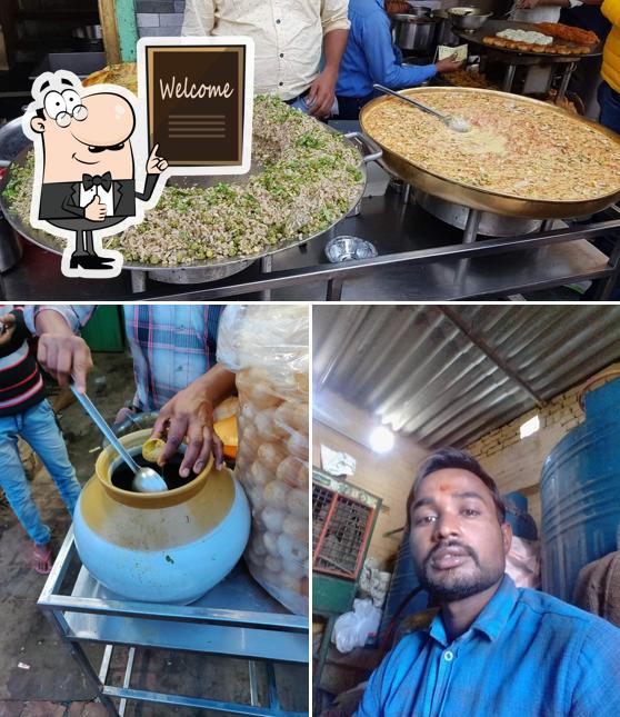 Here's a picture of Baba Chat bhandar