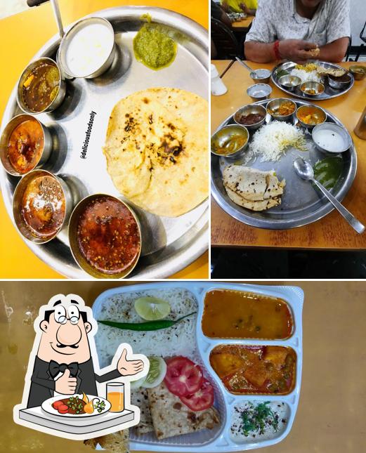 Food at One 2 One Shakahari