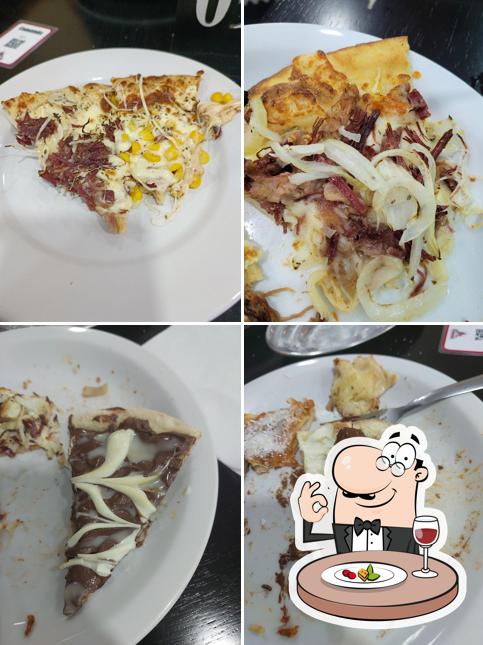 Comida em Pizzaria Família Romana- Zona Norte