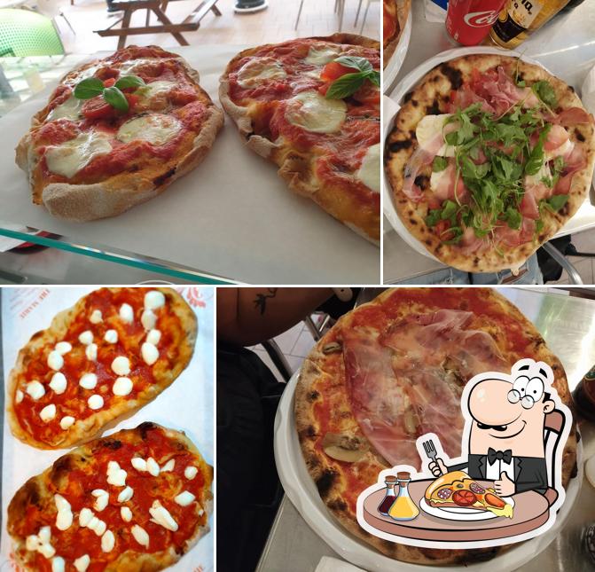 Prova una pizza a New Piccadilly Lendinuso
