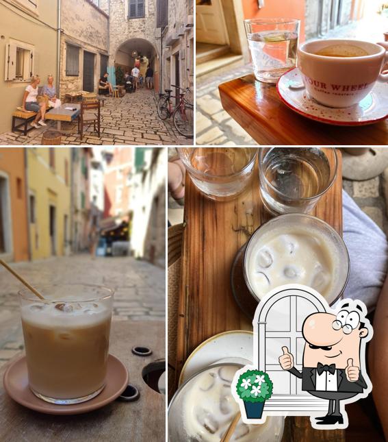 Goditi la vista dall'area esterna di Augusto Coffee Shop