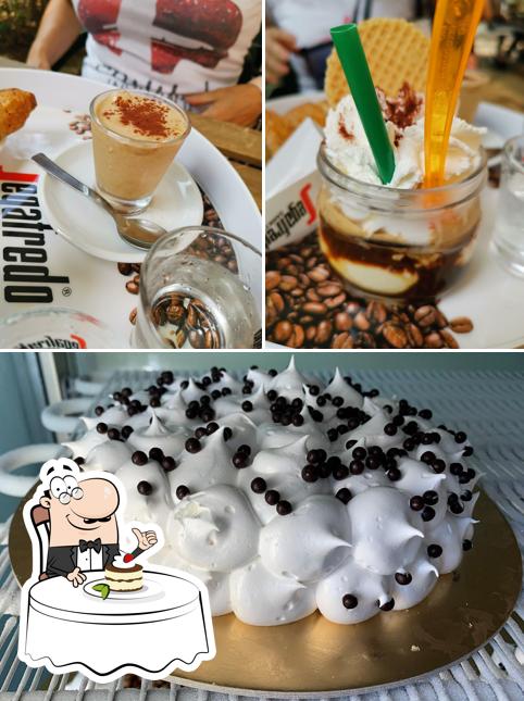 Gelateria Eis-Pazzano offre un'ampia selezione di dessert