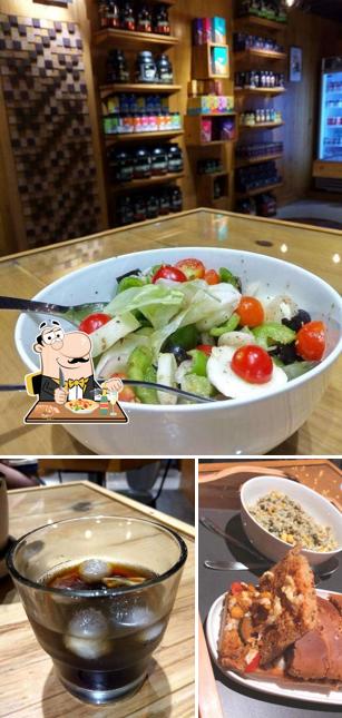 Meals at Muscleheadon The Health Cafe