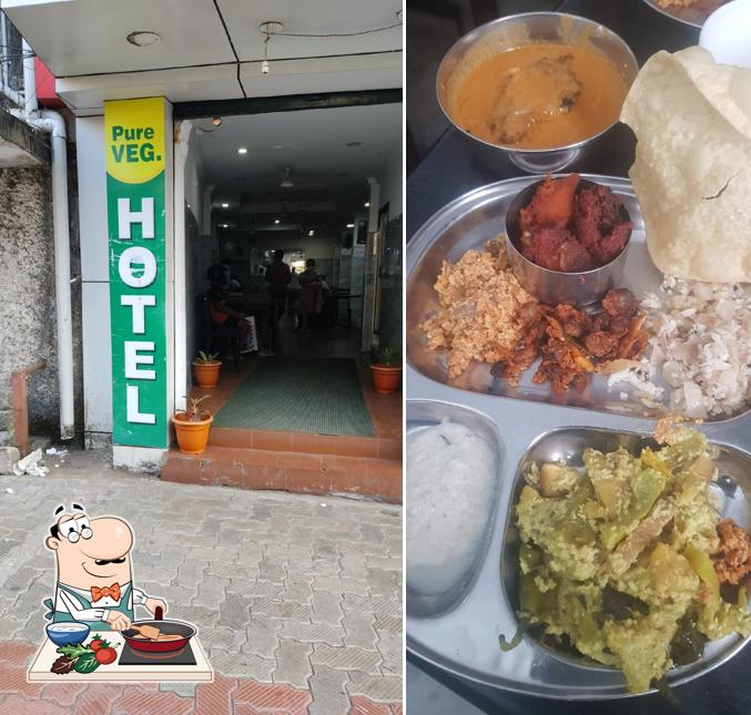 Chicken curry at Hotel Annapoorna