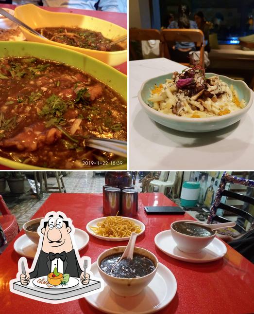 Meals at Aamantran Chinese