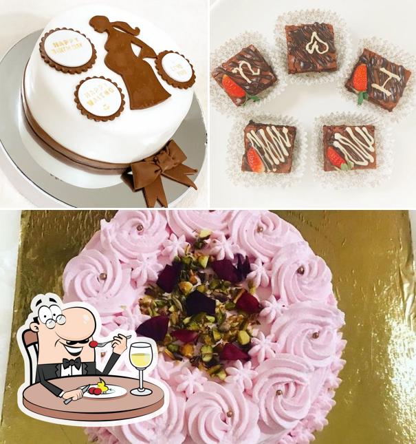 Food at Cake o'clock By nidhi