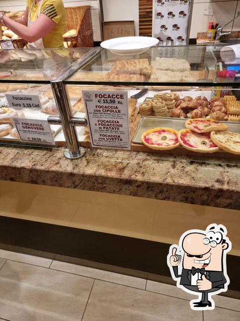 Guarda la foto di Panificio Alimentari Lillo
