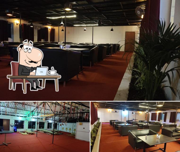 The interior of AMIGOS RESTAURANT AND CAFE