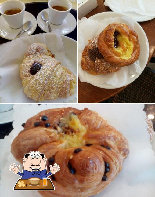 Cibo al Cafè Des Amis