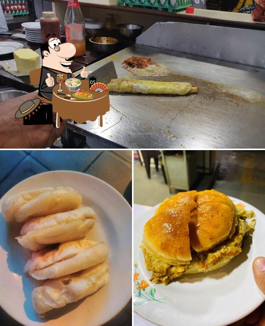 Food at New Raju Omlet