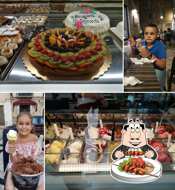 Gelato al Gelateria Bella Roma