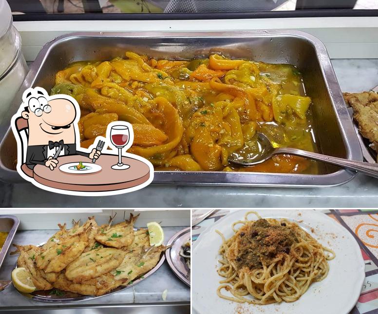 Cibo al Trattoria Da Mariucciu Da Bella