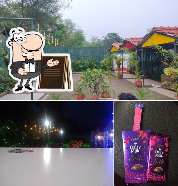 The restaurant's exterior and dessert