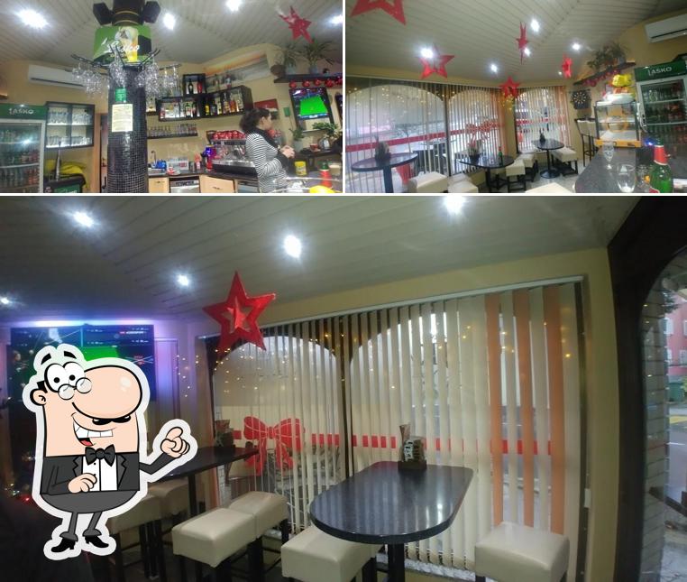 Dai un'occhiata agli interni di Kava bar "Oljka"