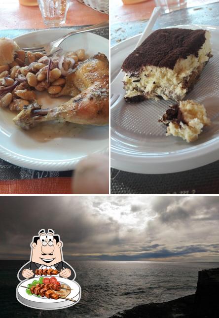 Dai un’occhiata alla immagine che raffigura la cibo e esterno di Bar l'angolo delle stelle vip story