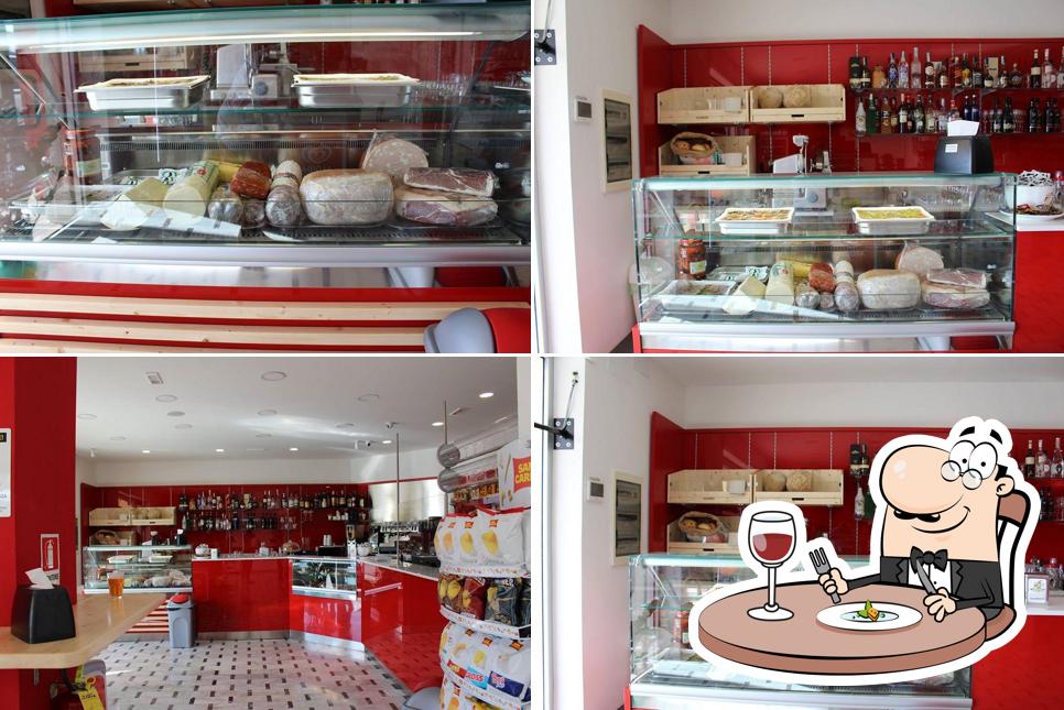 Cibo al Jolly Bar Tabacchi