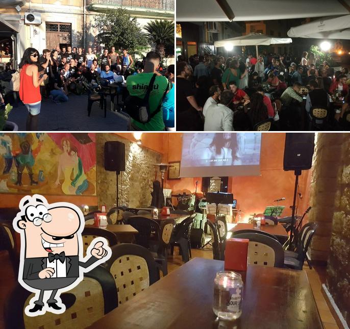 Gli interni di Pub Shiagù
