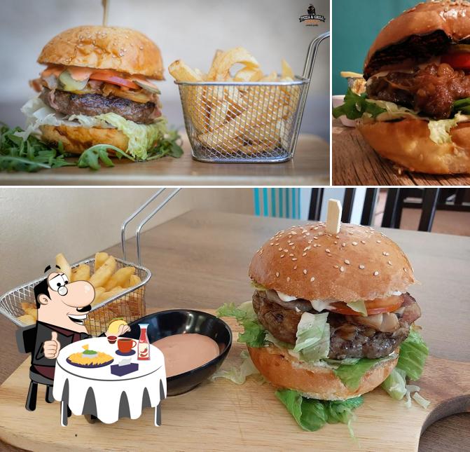 Ordina un hamburger a Ftruc Pizza & Grill