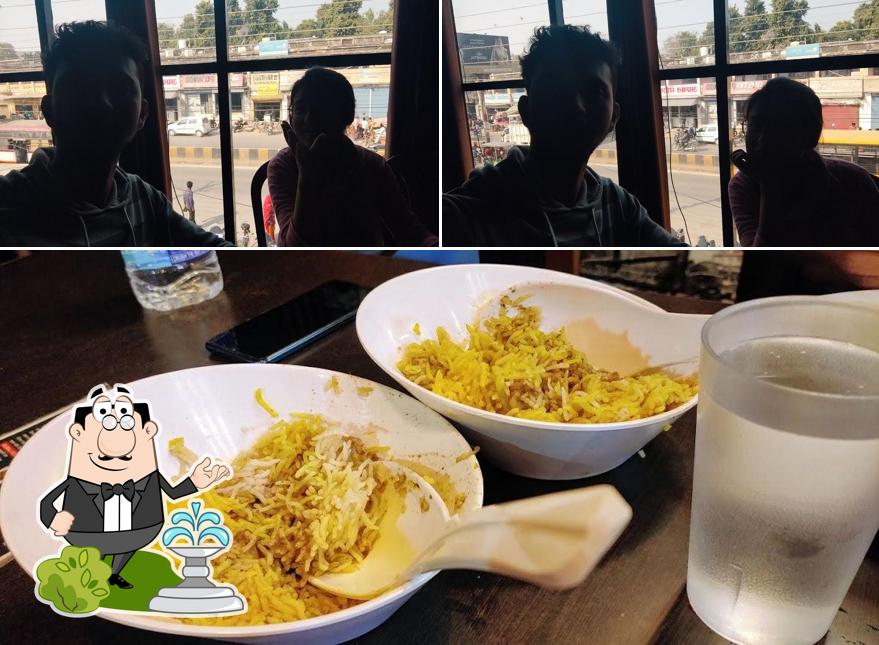 Kathi Junction Deoria is distinguished by exterior and beverage
