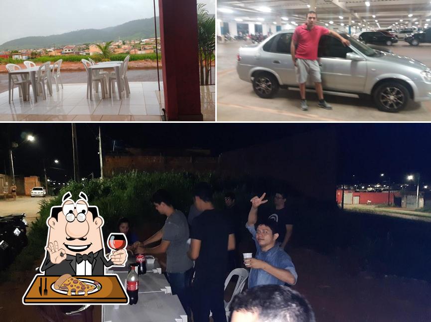 No Star Pizza, você pode pedir pizza