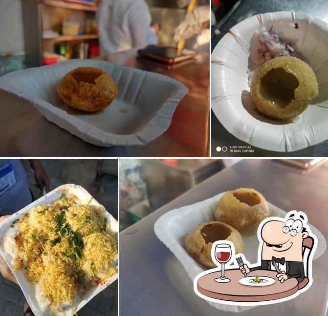 Meals at Sudama Bhel