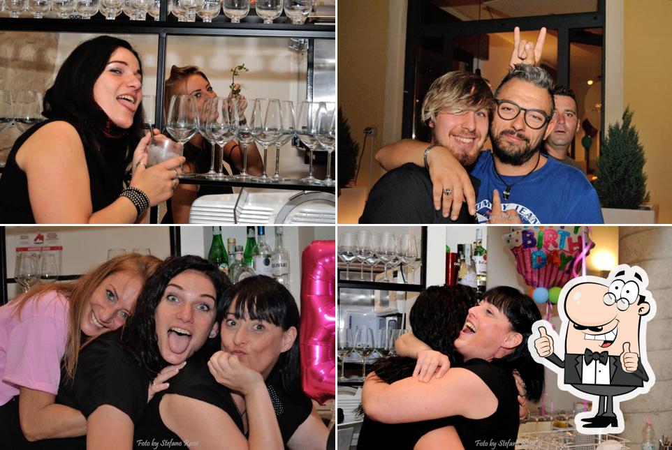 Guarda questa foto di Bollicine Cafè