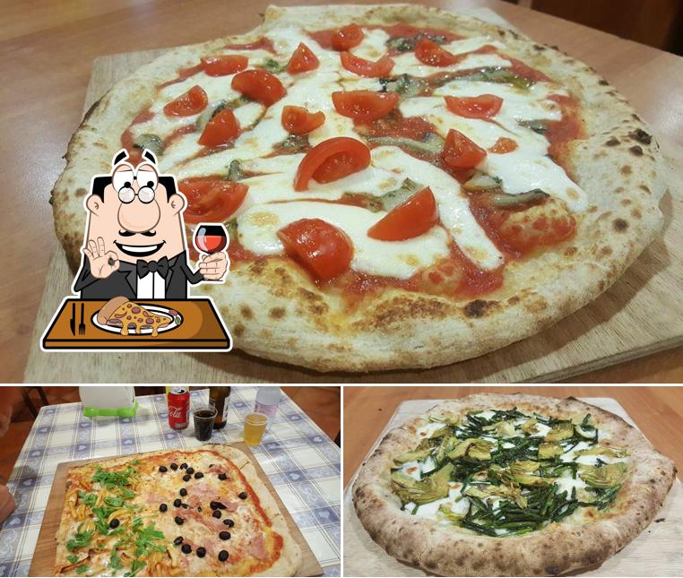 Ordina tra le svariate varianti di pizza