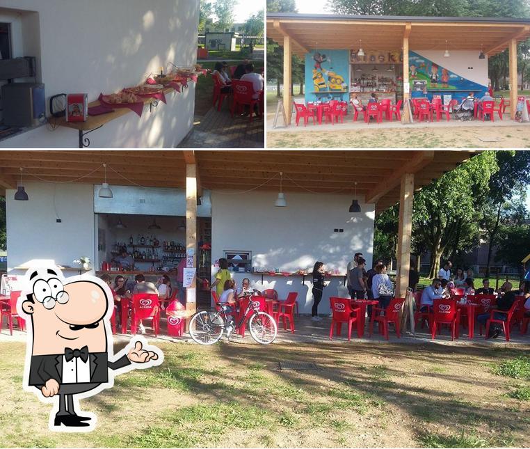 Siediti a un tavolo di Kiosko