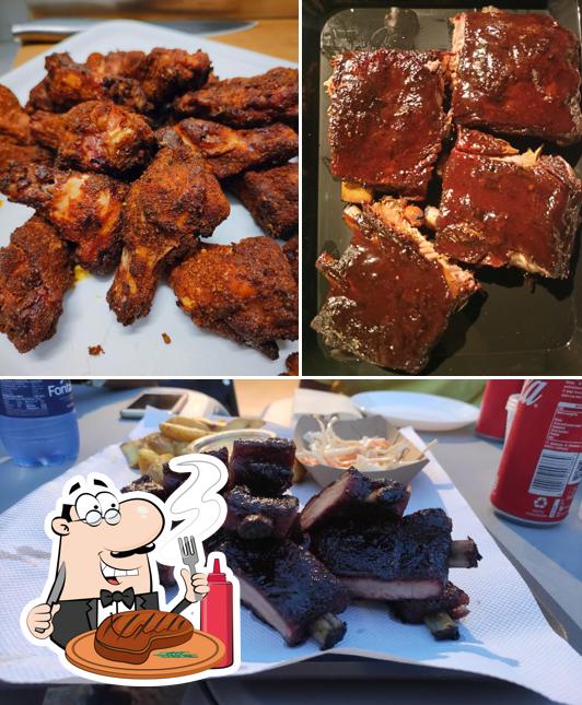 C'è un'ampia selezione di piatti per gli amanti della carne