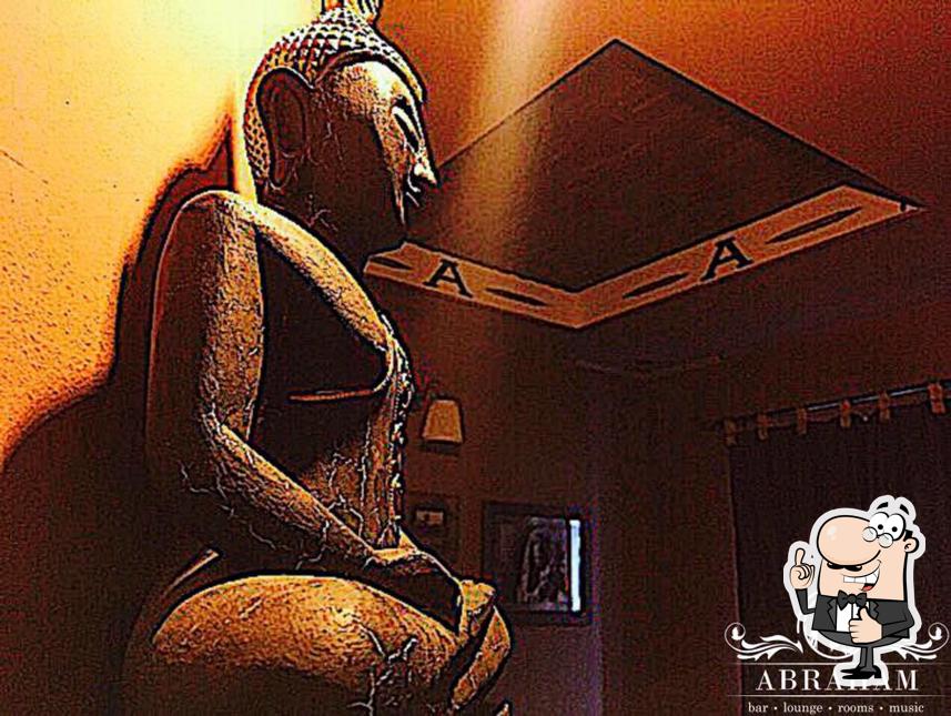Ecco un'immagine di Abraham Bar