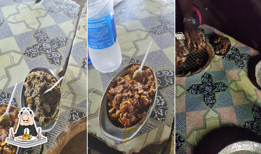 Food at Dashrath Dhaba