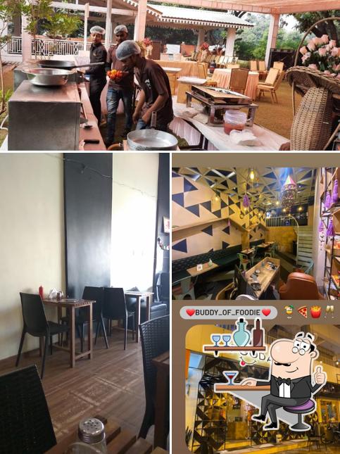 The interior of Foodaholic-buddy of foodie